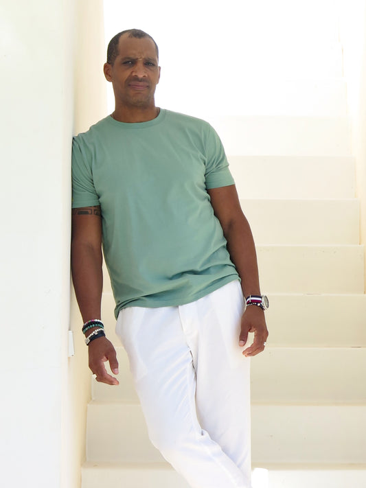 Camiseta verde salvia de algodón orgánico - ecoology