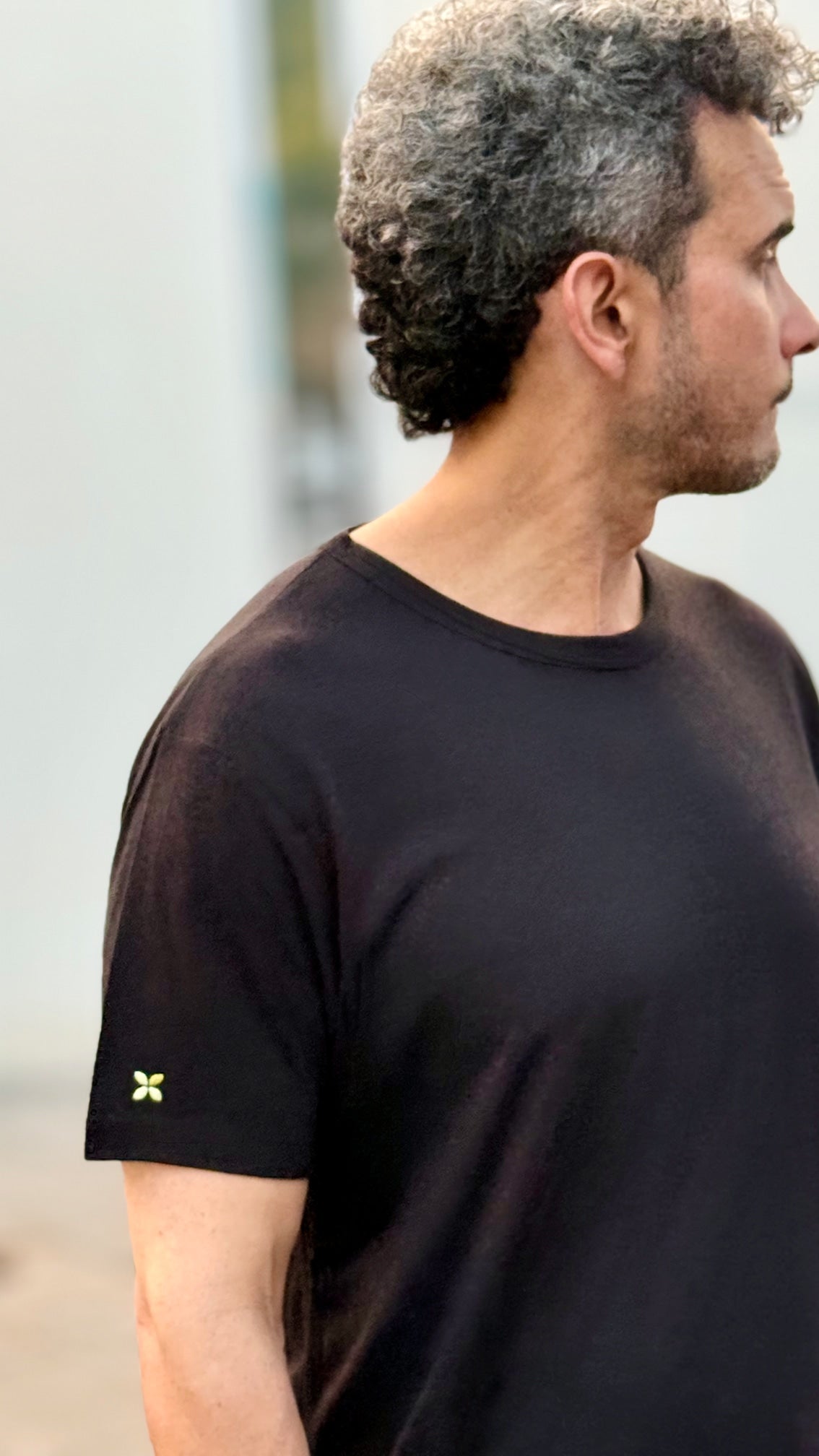 Camiseta de algodón orgánico y bambú negra - ecoology