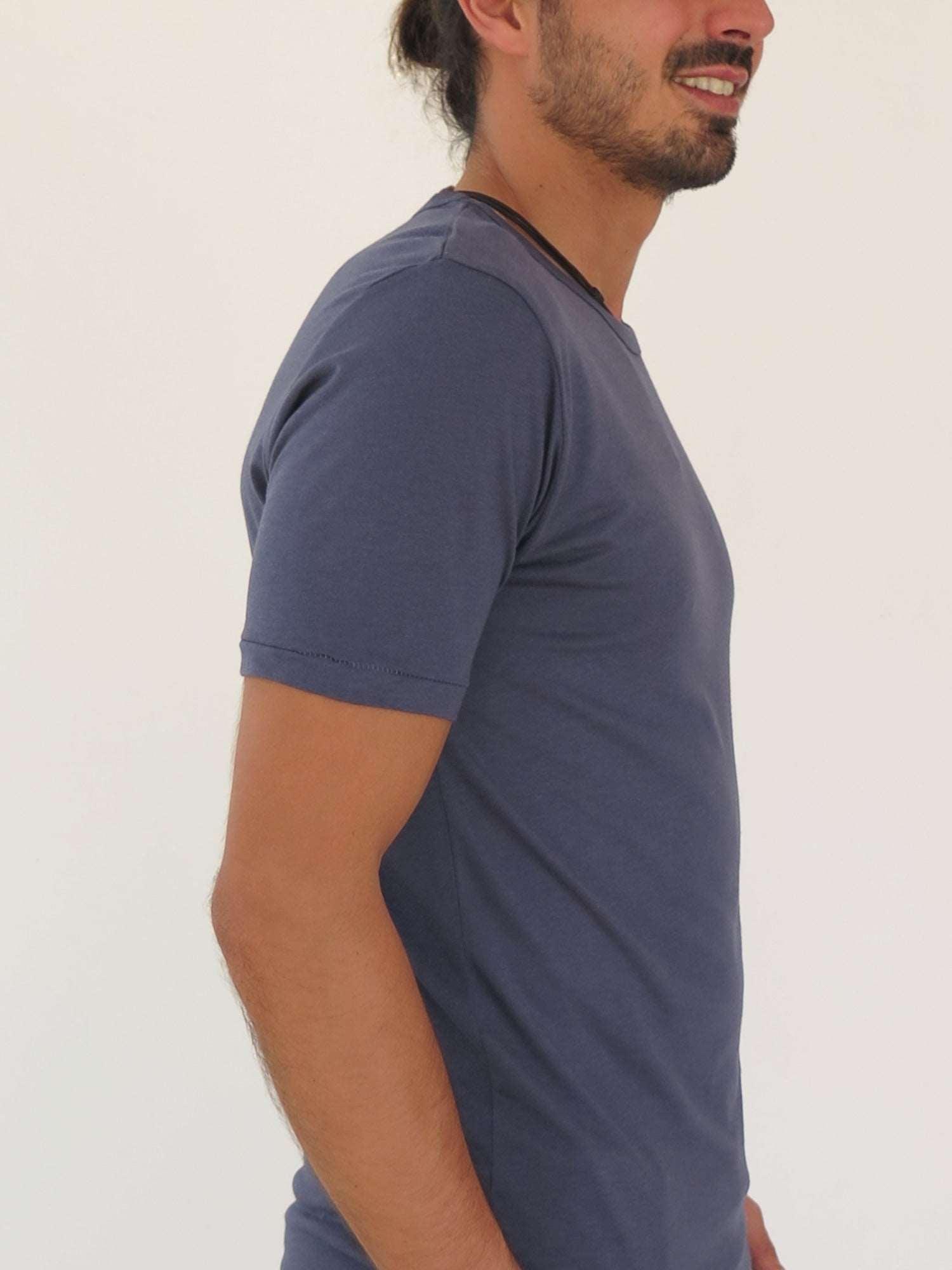 Camiseta azul denim de algodón orgánico y bambú